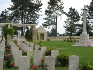 Militære kirkegårde - gravpladser - i Normandiet